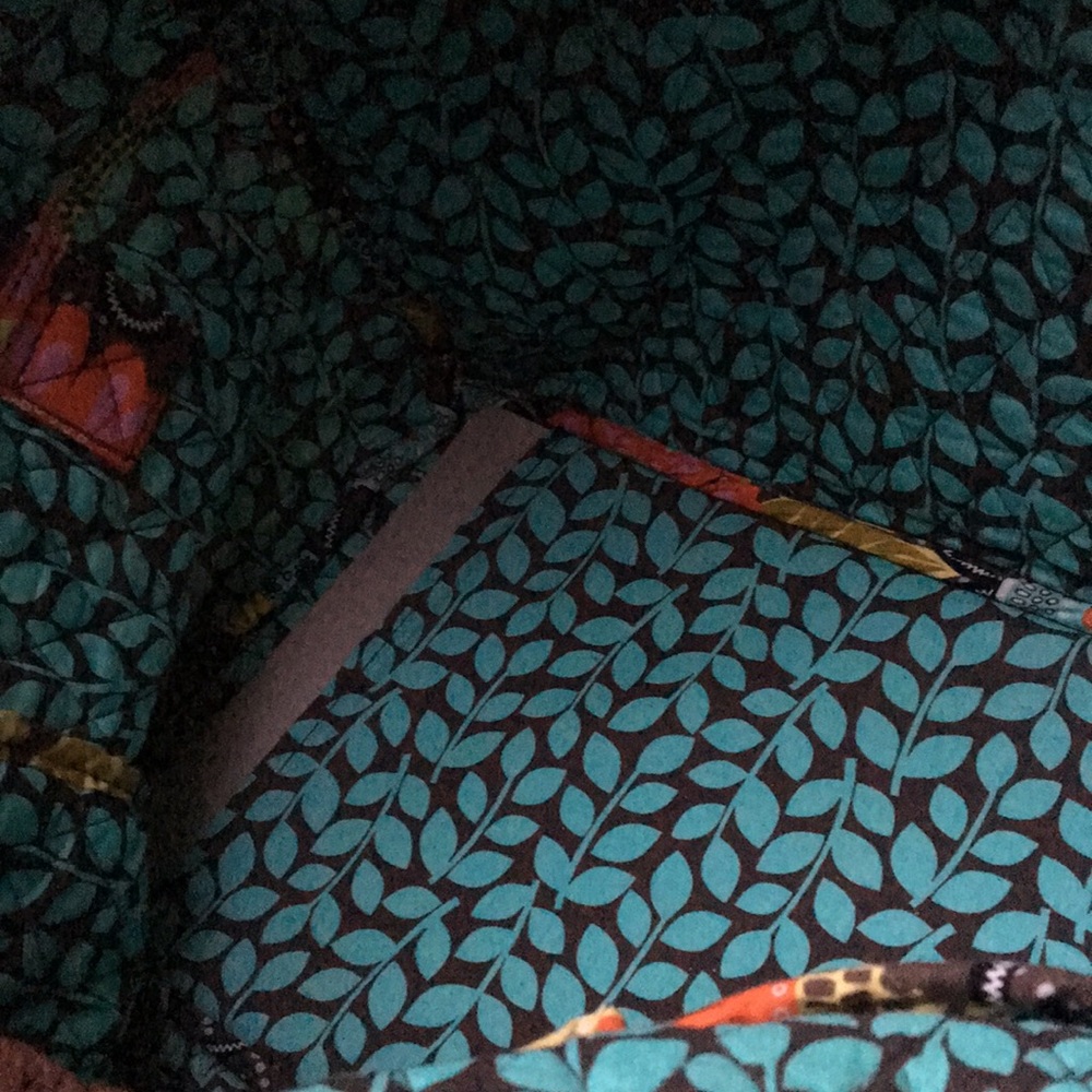 Vera Bradley Bag - Picture 15 of 15